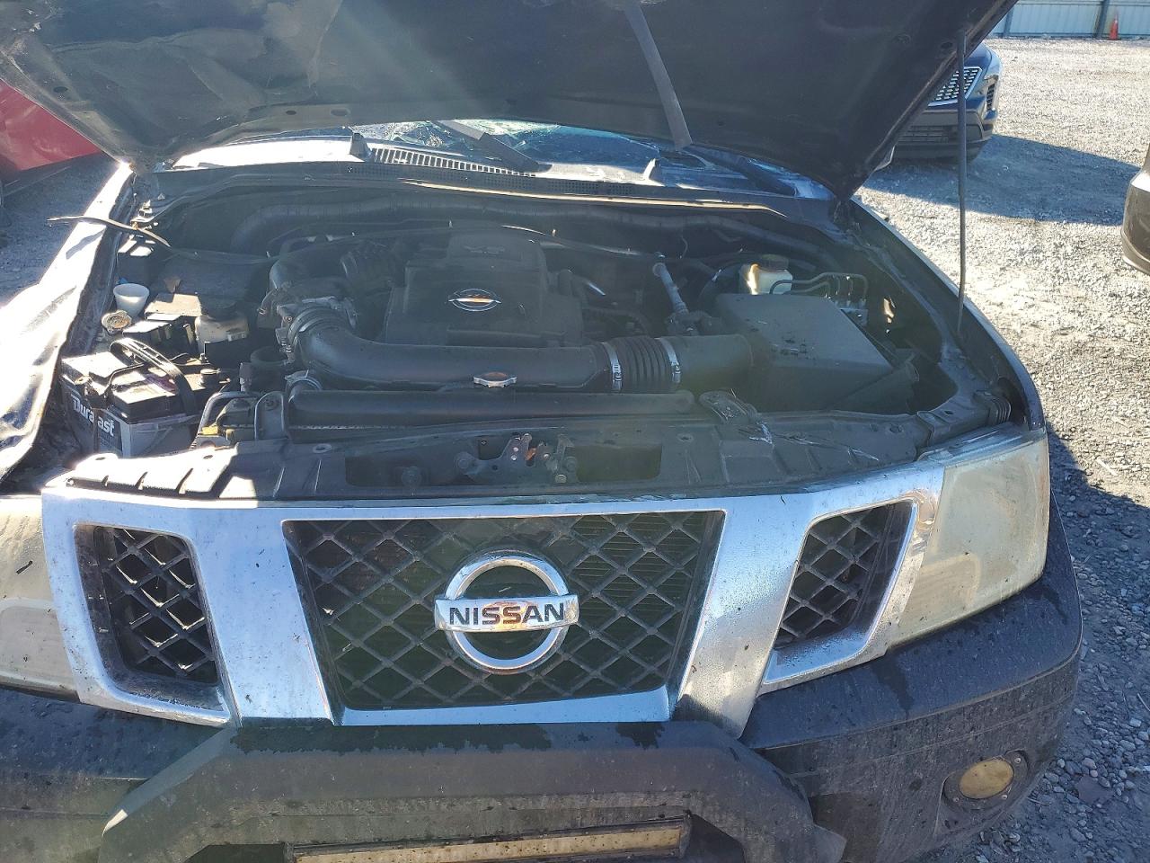 2017 NISSAN FRONTIER S photo 11