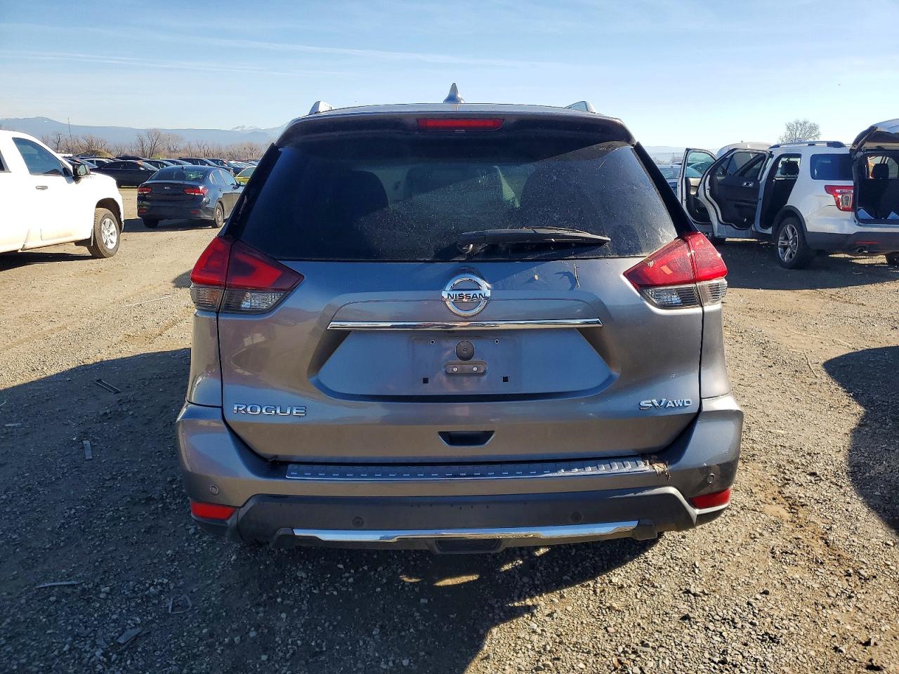 2019 NISSAN ROGUE S photo 6