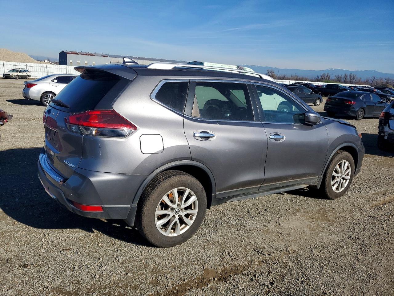 2019 NISSAN ROGUE S photo 3