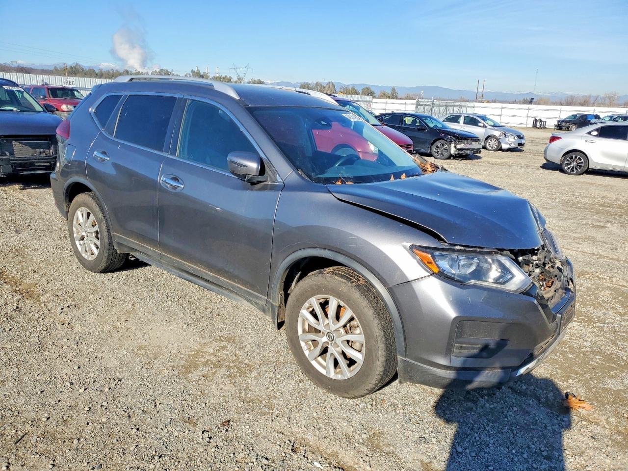 2019 NISSAN ROGUE S photo 4