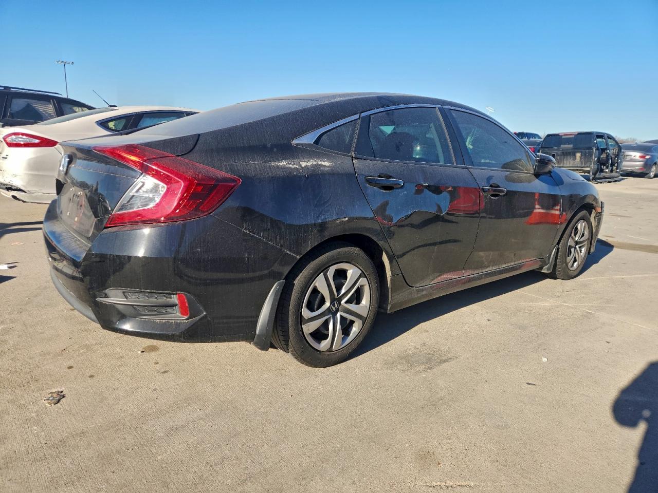 2016 HONDA CIVIC LX photo 3