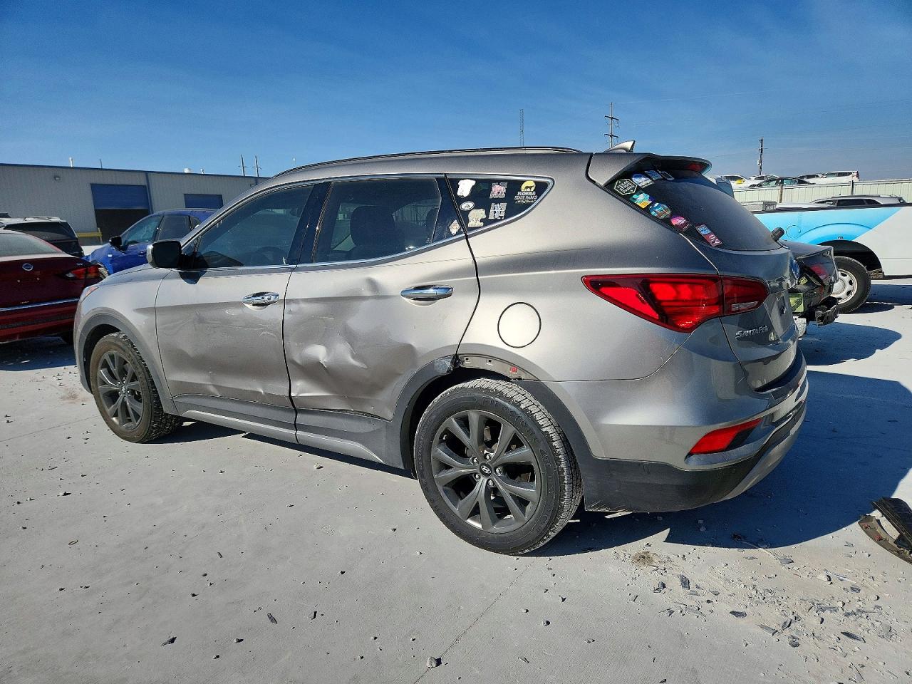 2017 HYUNDAI SANTA FE SPORT photo 2