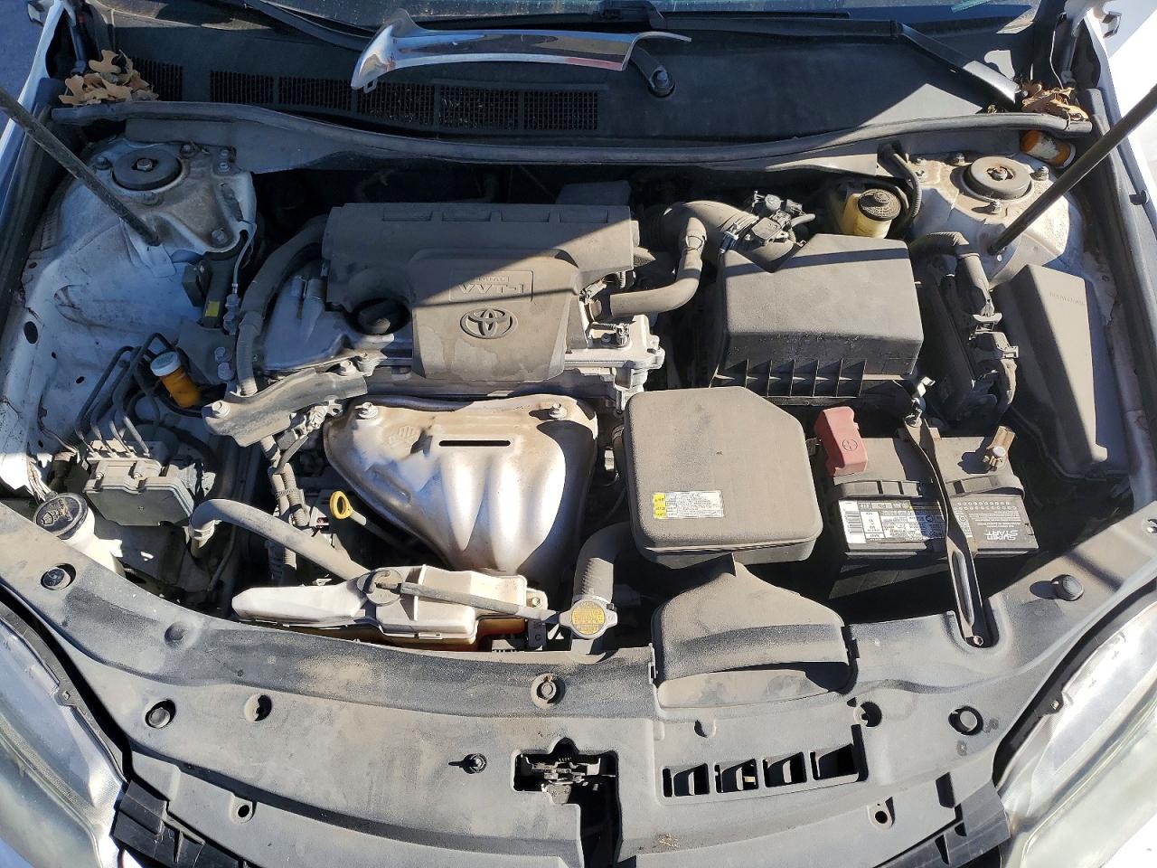 2016 TOYOTA CAMRY LE photo 11