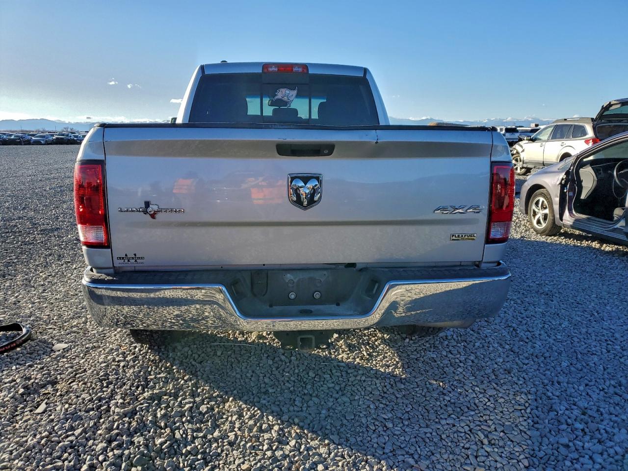 2014 RAM 1500 SLT photo 6