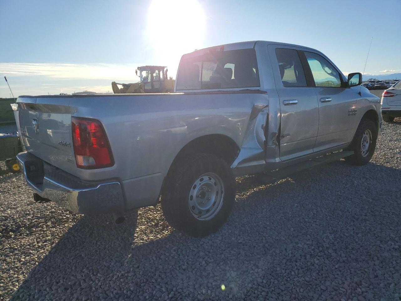 2014 RAM 1500 SLT photo 3