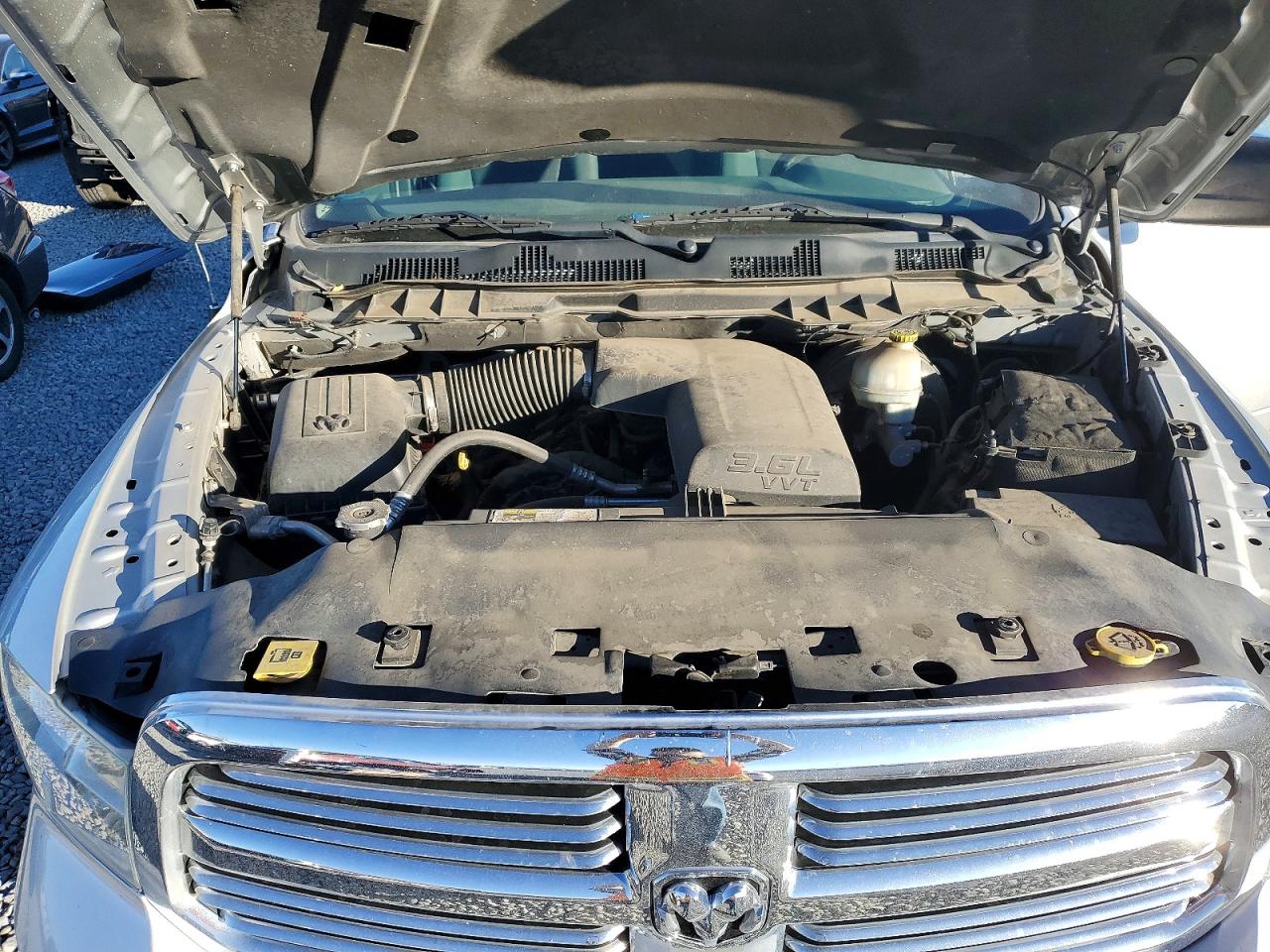 2014 RAM 1500 SLT photo 11