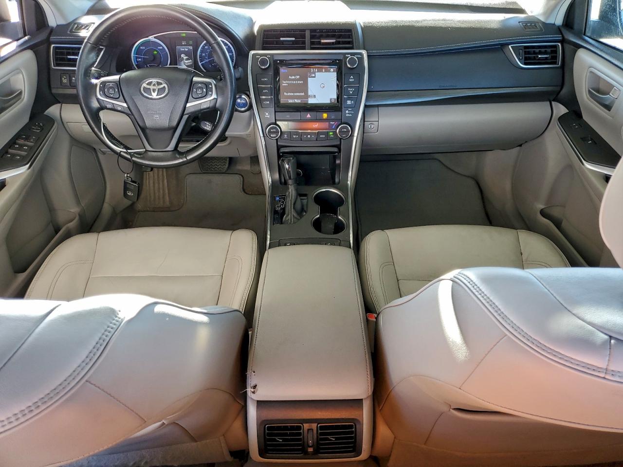 2015 TOYOTA CAMRY HYBRID photo 8