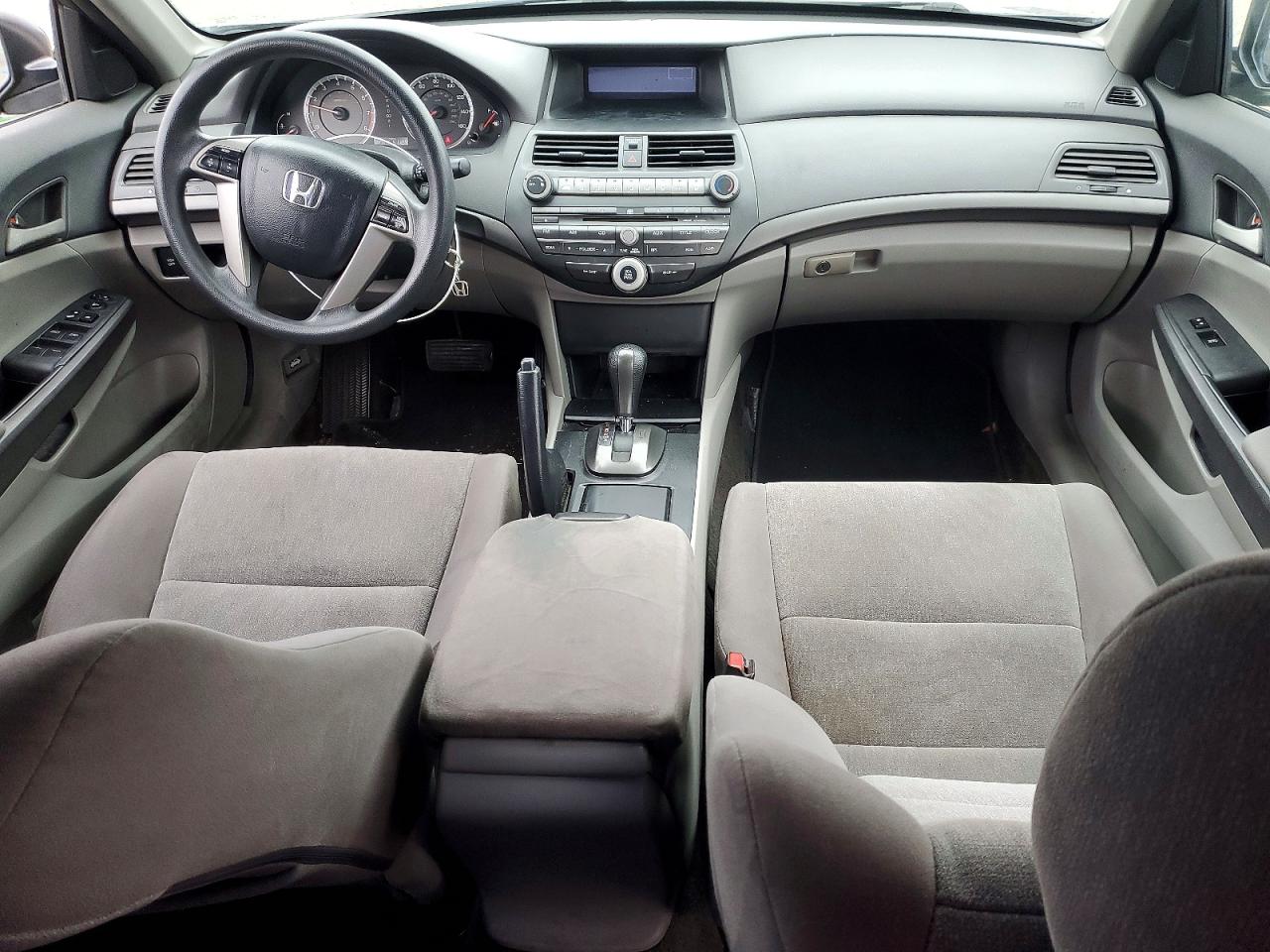 2010 HONDA ACCORD LXP photo 8