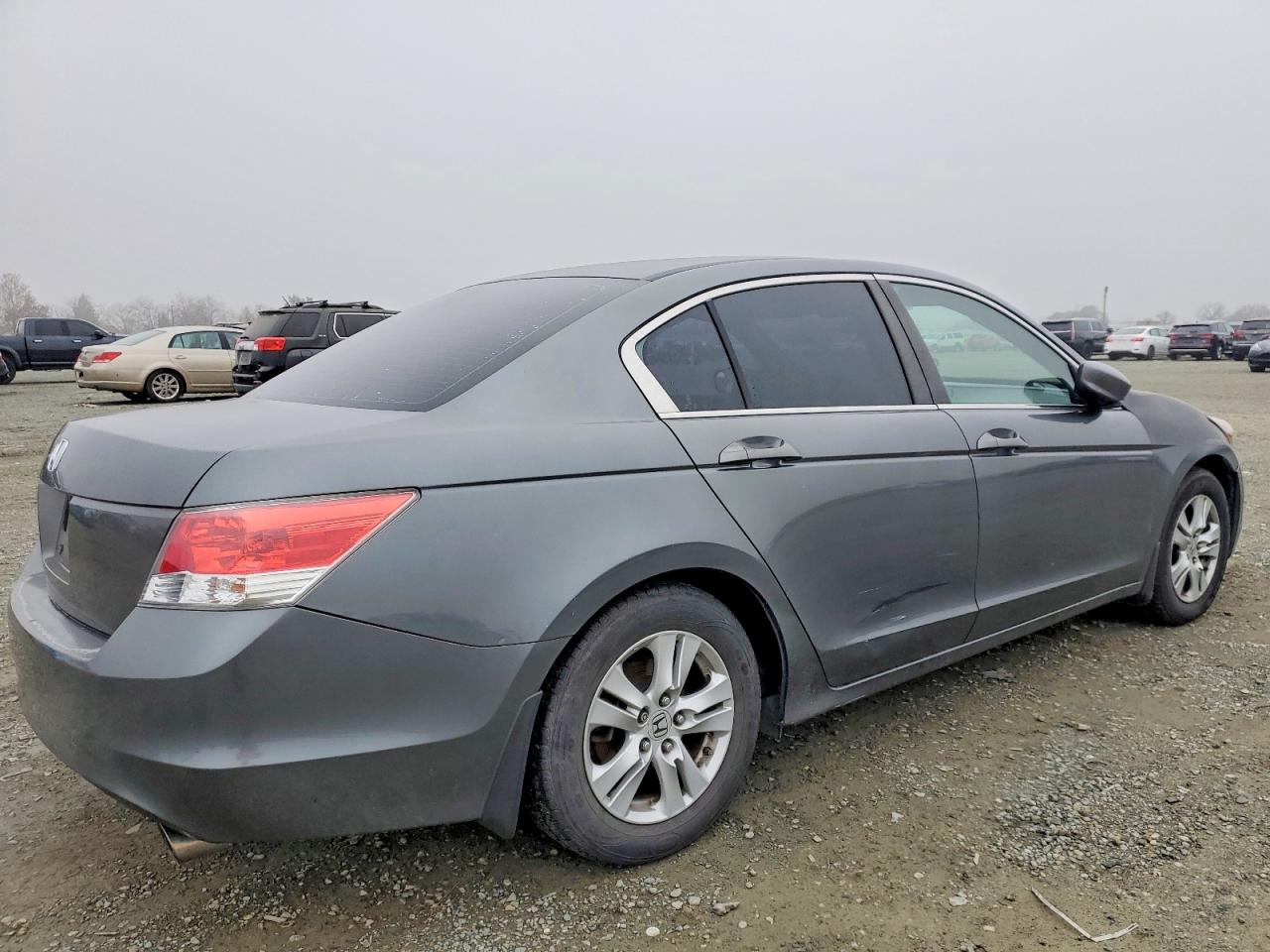 2010 HONDA ACCORD LXP photo 3