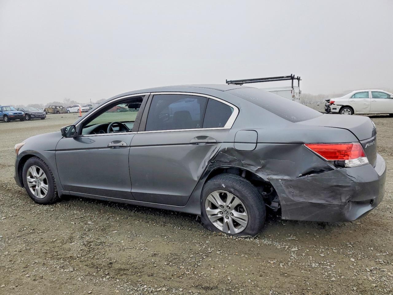 2010 HONDA ACCORD LXP photo 2