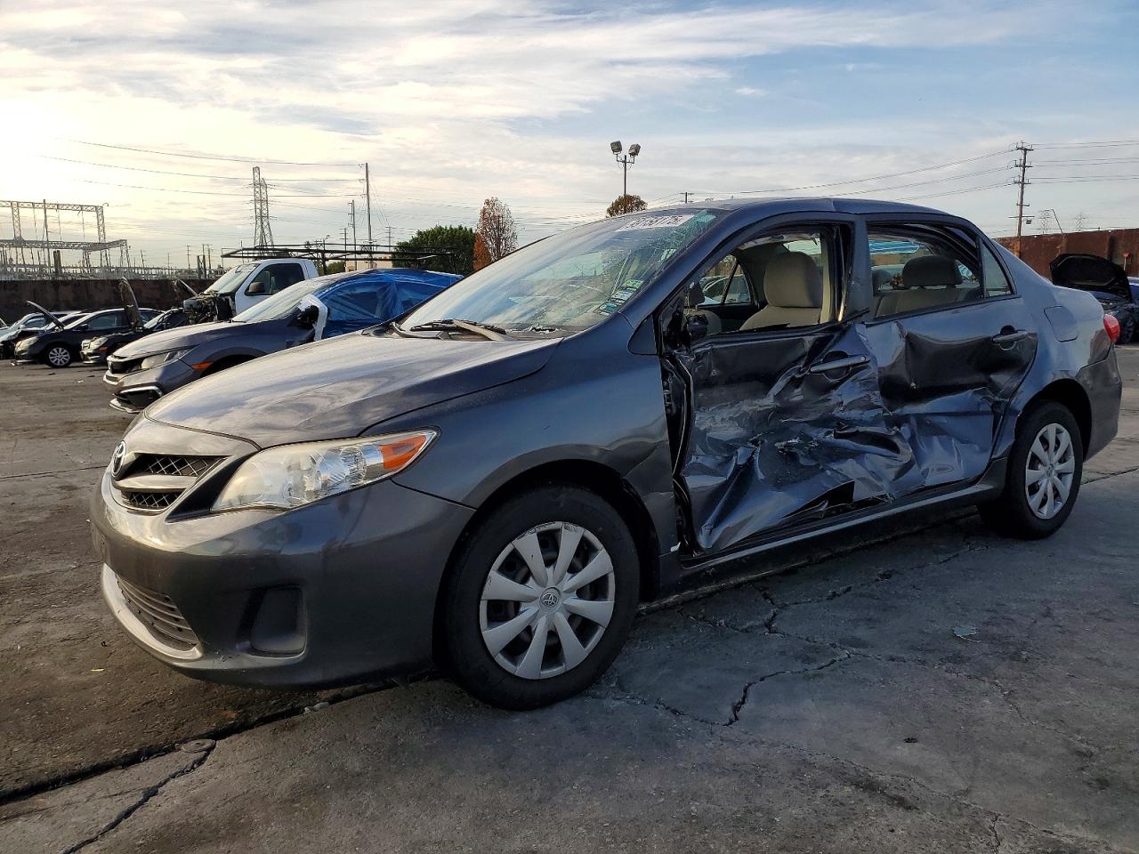 2011 TOYOTA COROLLA