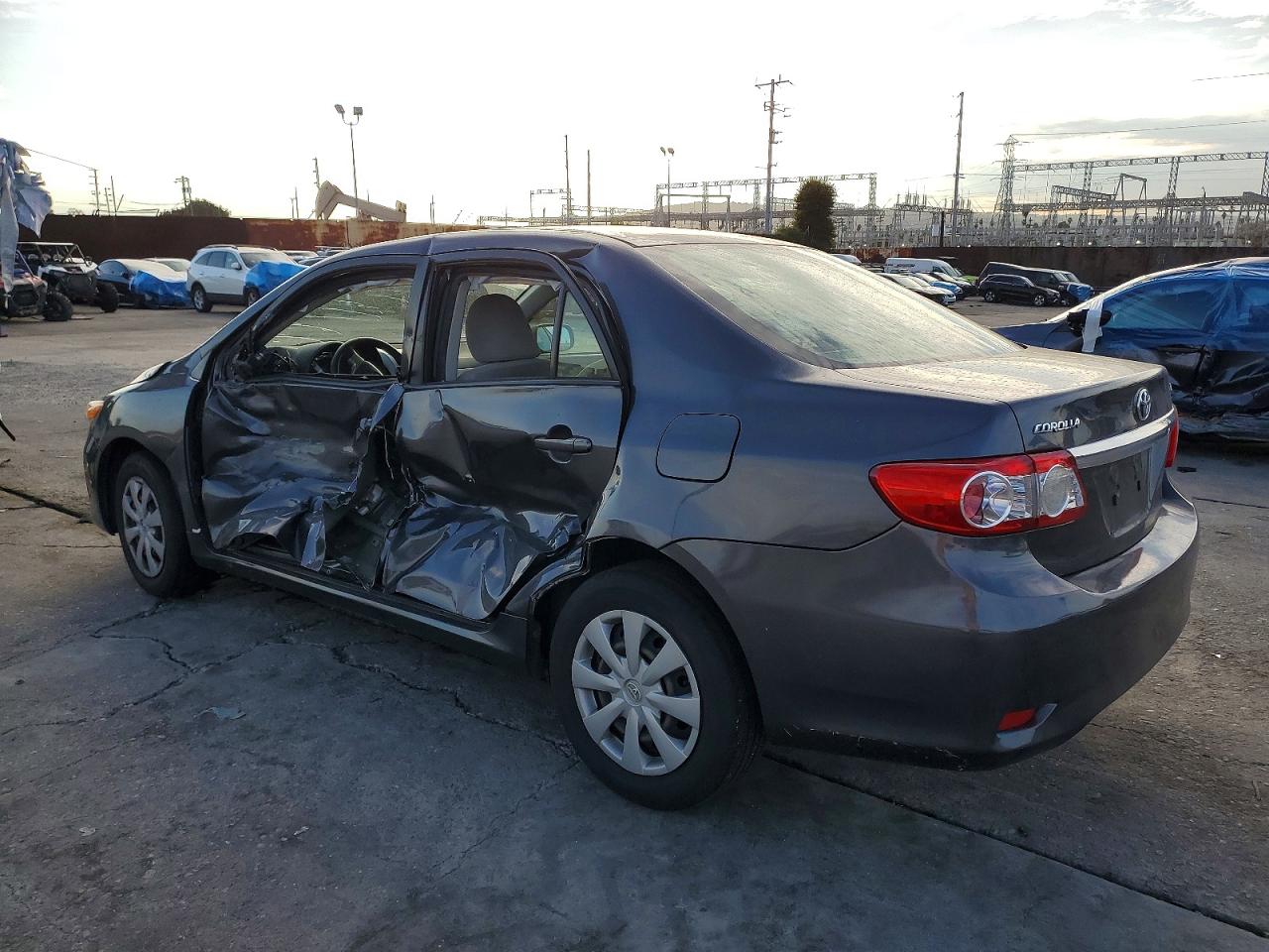 2011 TOYOTA COROLLA BASE photo 2