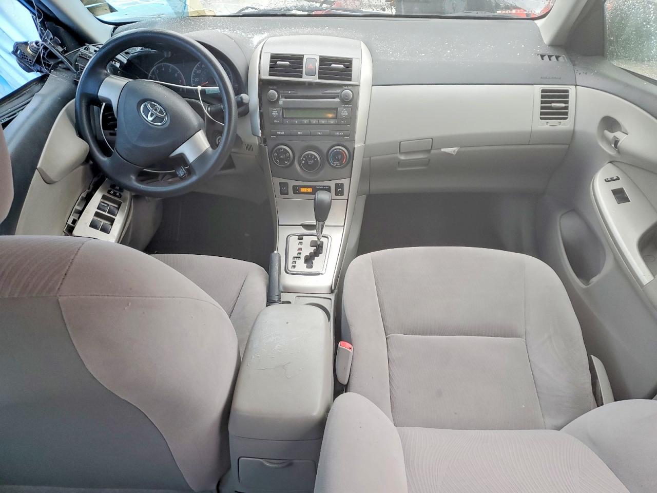 2011 TOYOTA COROLLA BASE photo 8