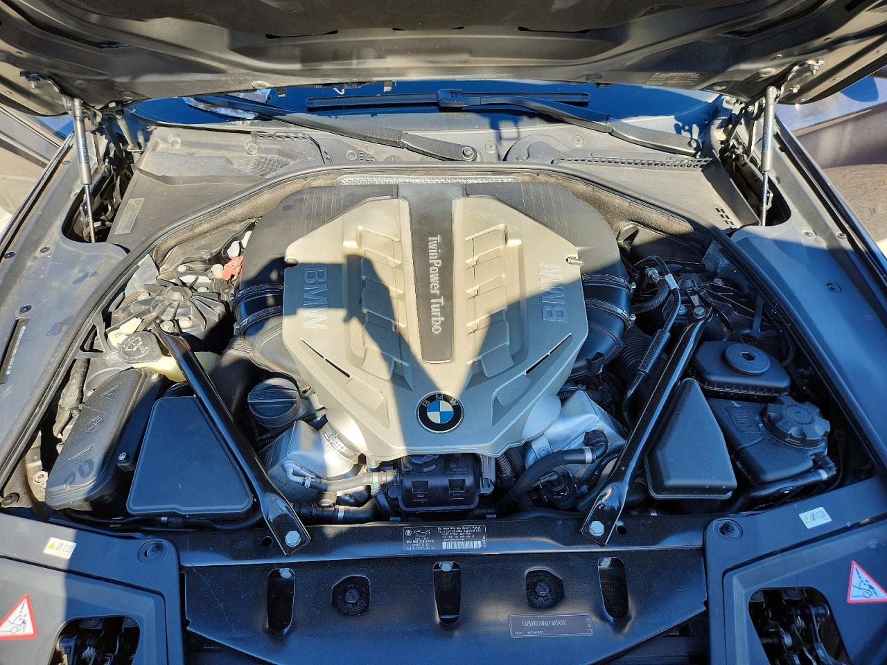 2011 BMW 550 I photo 21