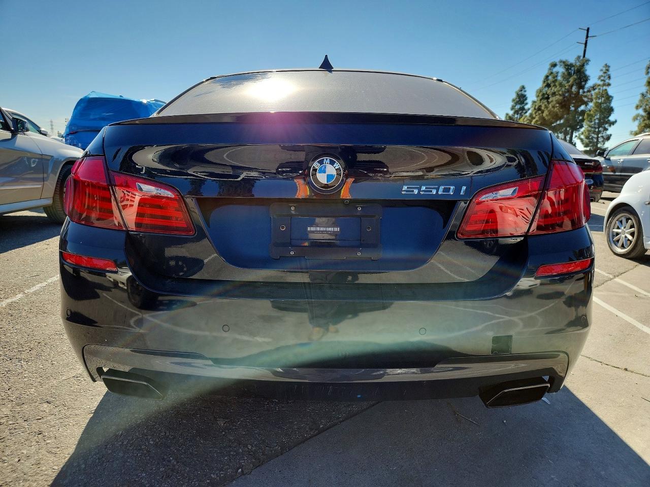 2011 BMW 550 I photo 11
