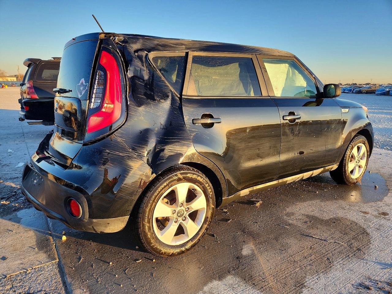 2017 KIA SOUL BASE photo 3