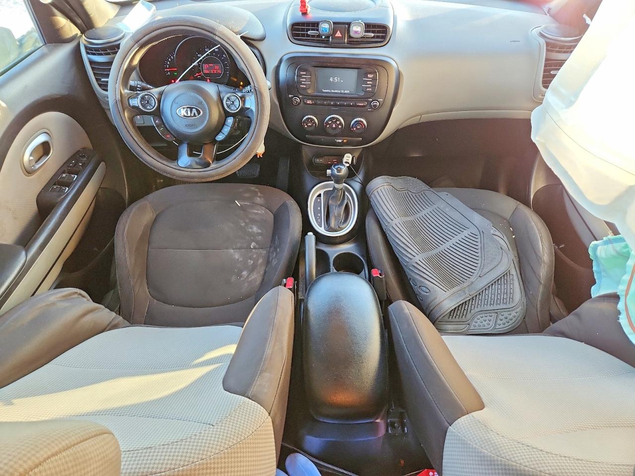 2017 KIA SOUL BASE photo 8