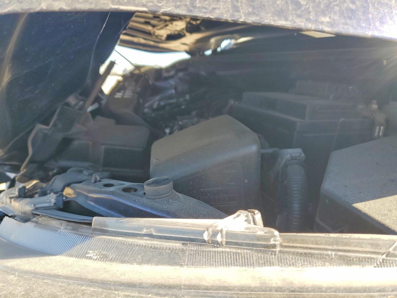 2022 TOYOTA COROLLA LE photo 11