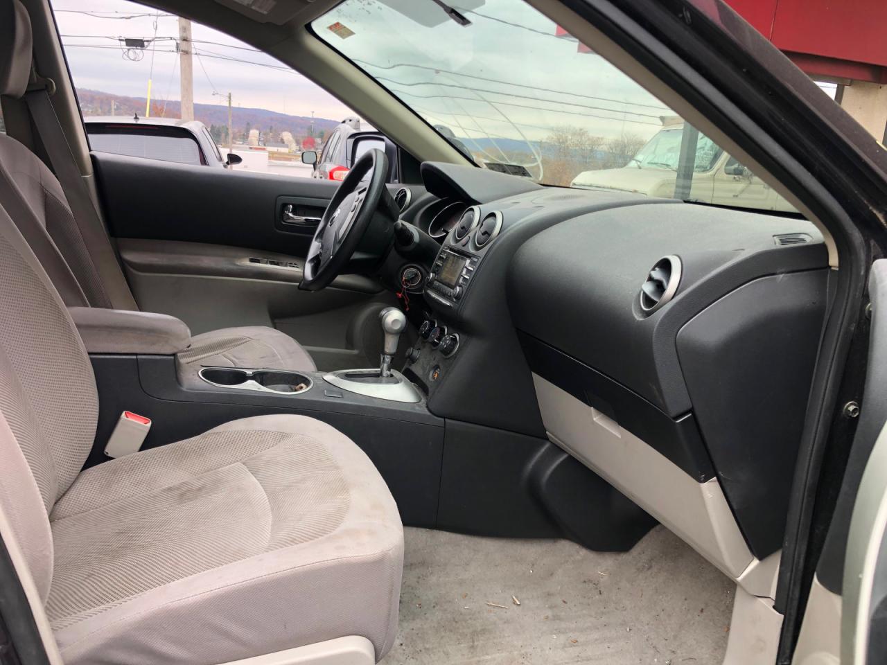 2013 NISSAN ROGUE S photo 9