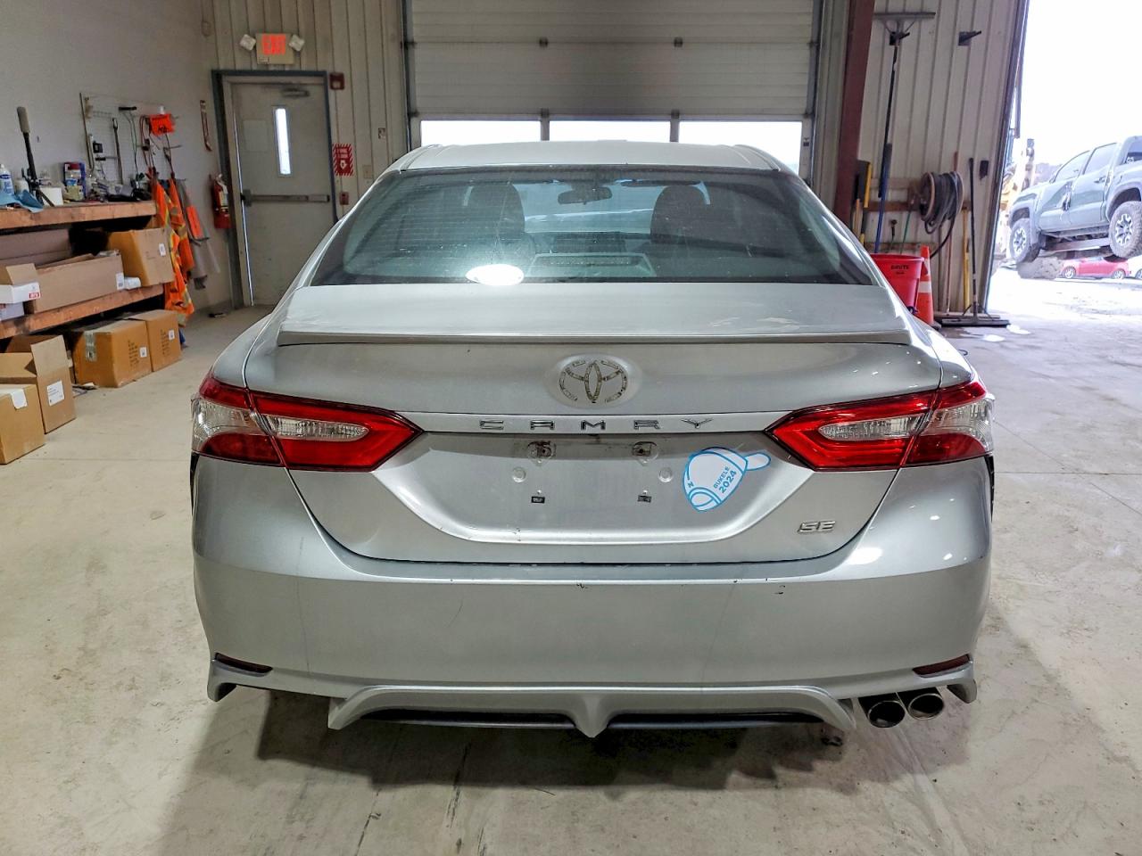 2018 TOYOTA CAMRY L photo 6
