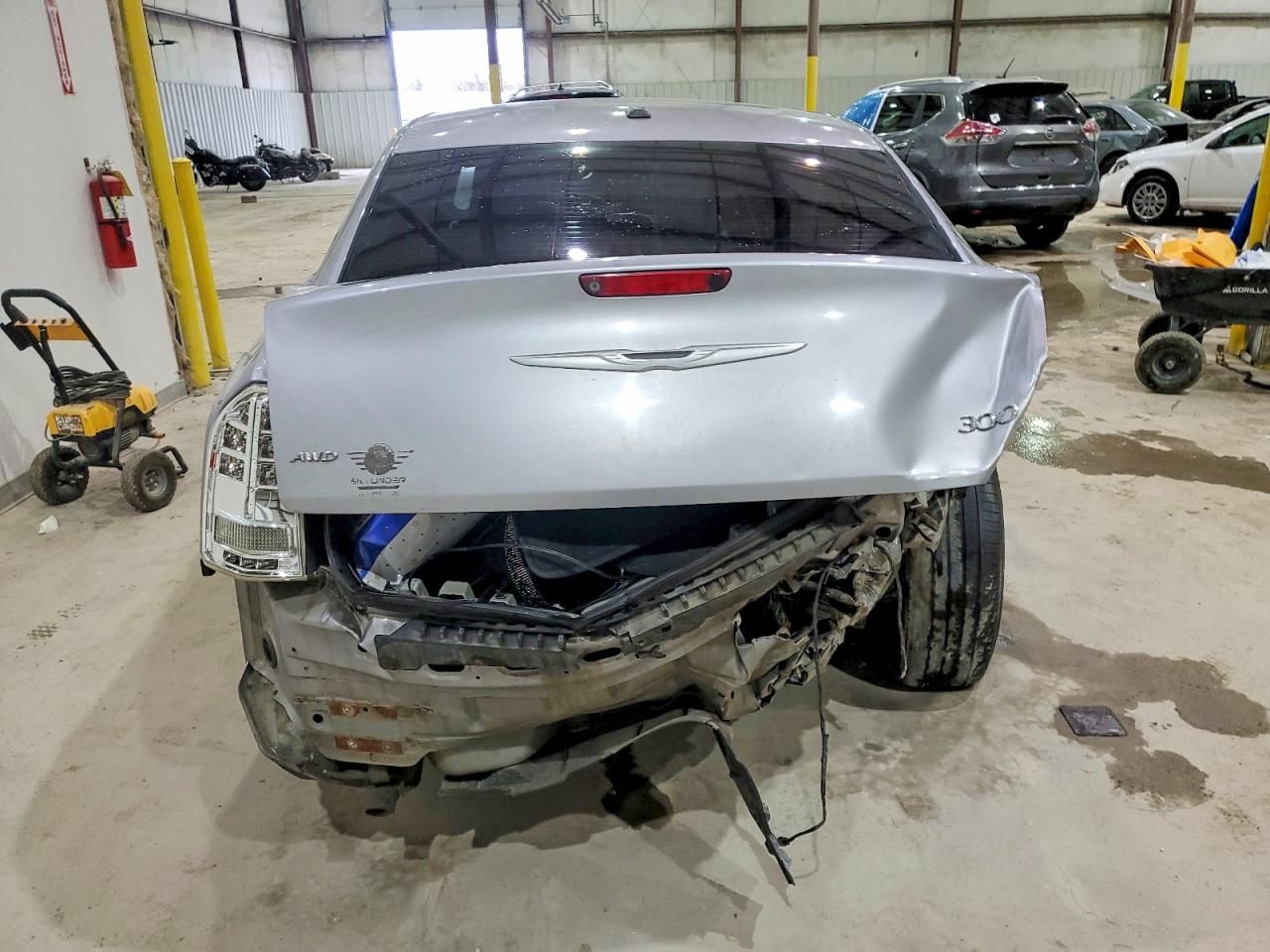 2014 CHRYSLER 300 photo 6