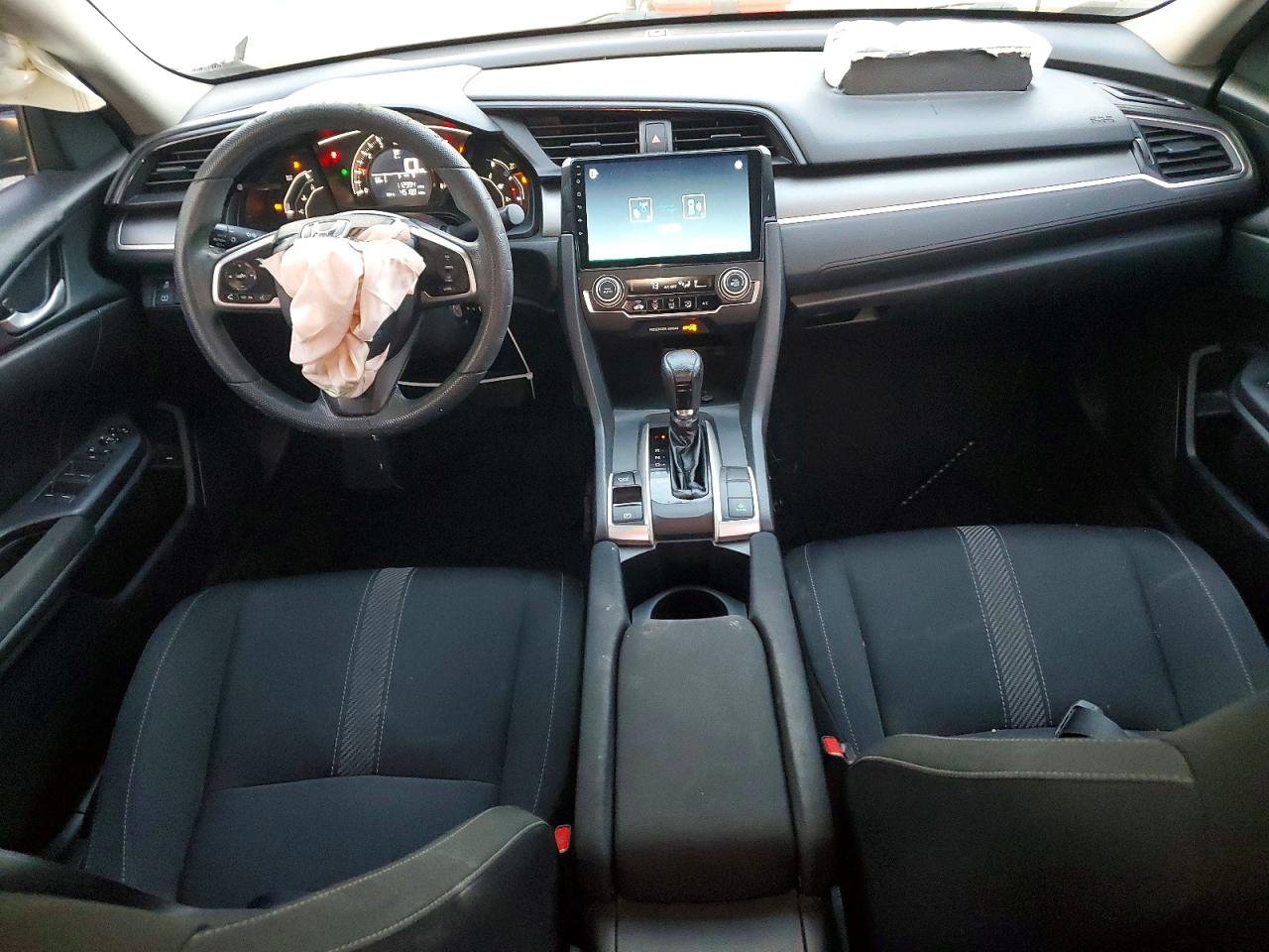 2017 HONDA CIVIC LX photo 8