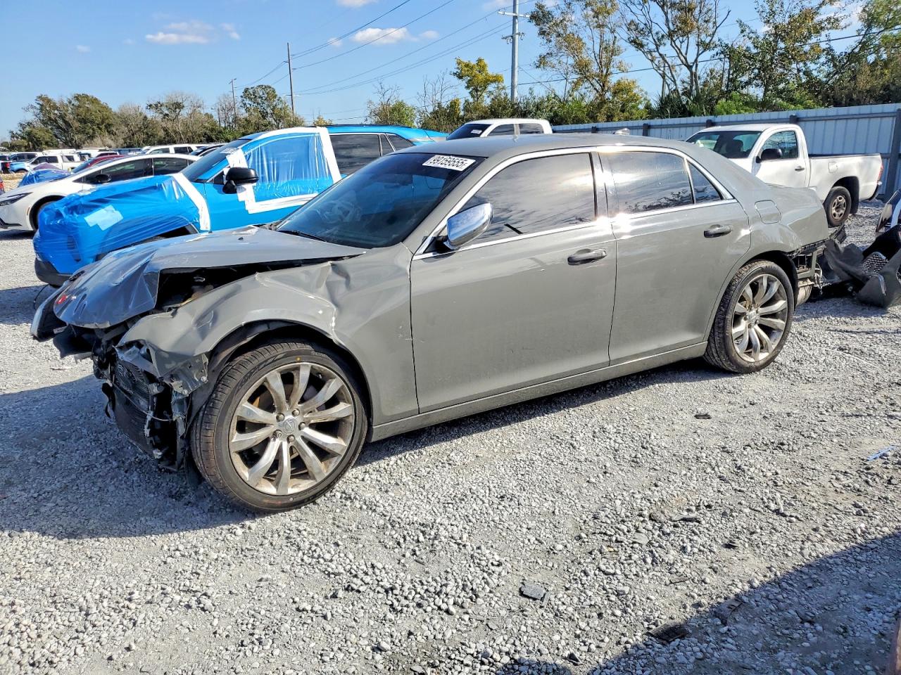 2019 CHRYSLER 300
