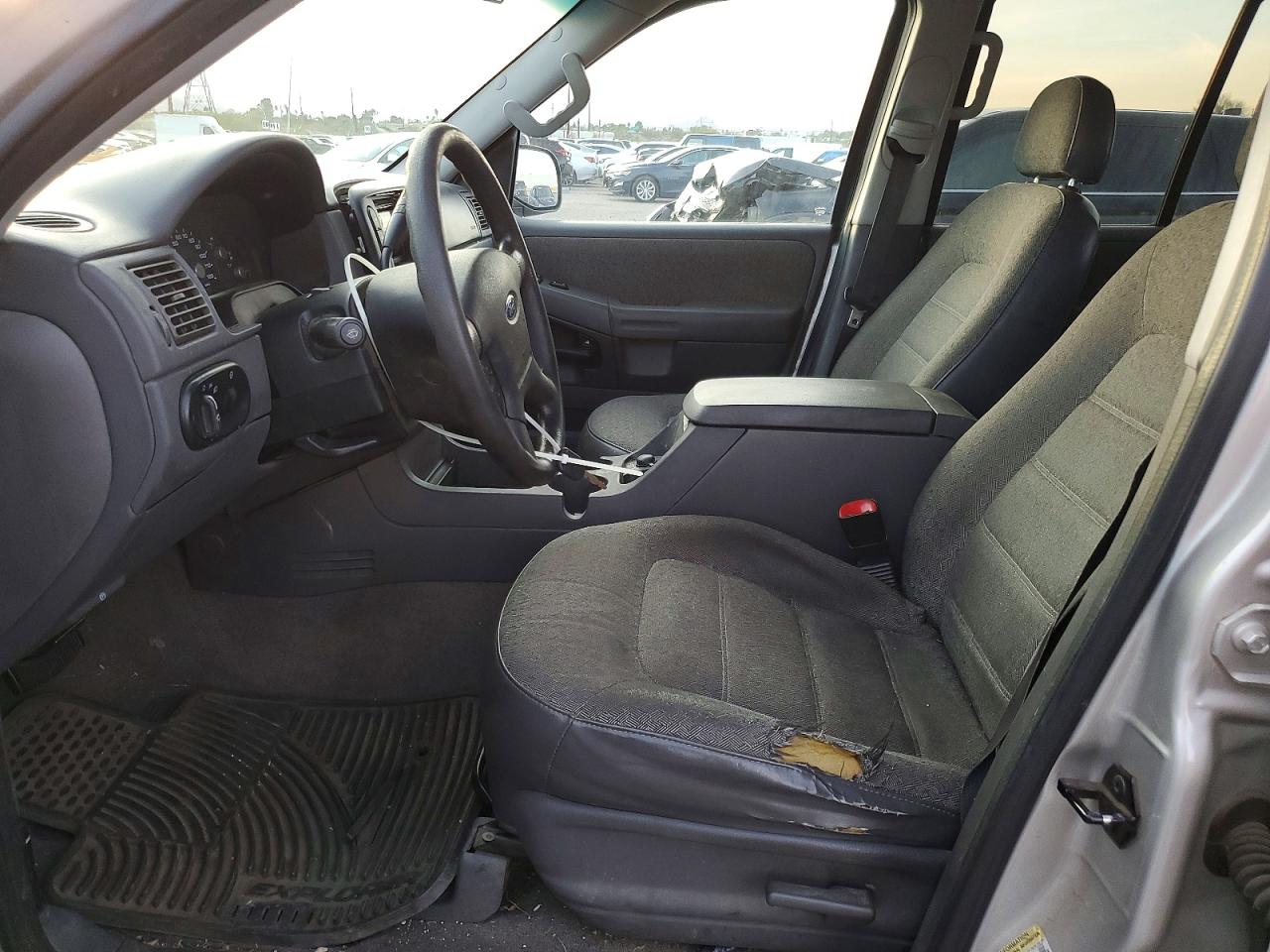 2004 FORD EXPLORER XLS photo 13