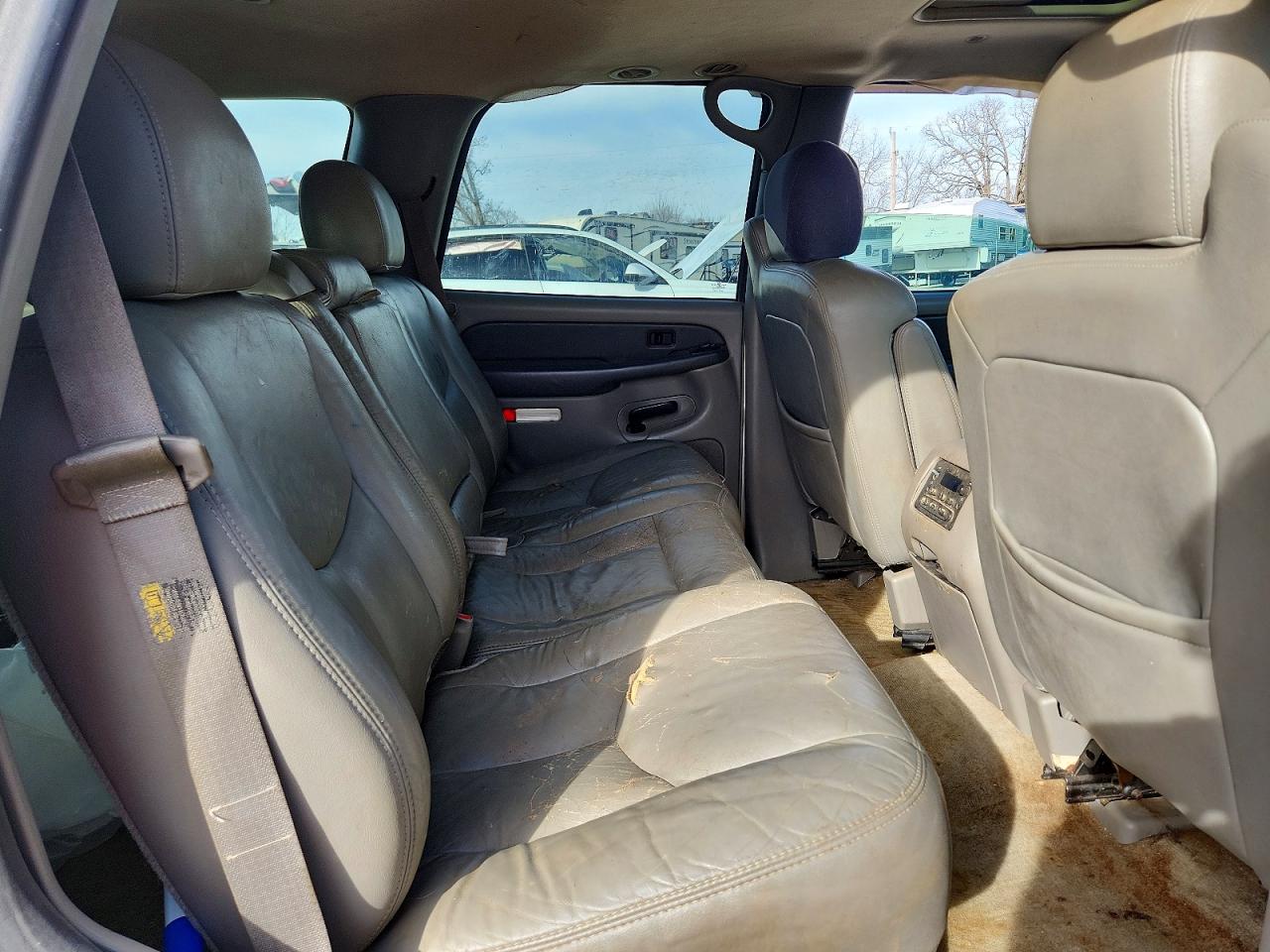 2003 CHEVROLET TAHOE K1500 photo 11
