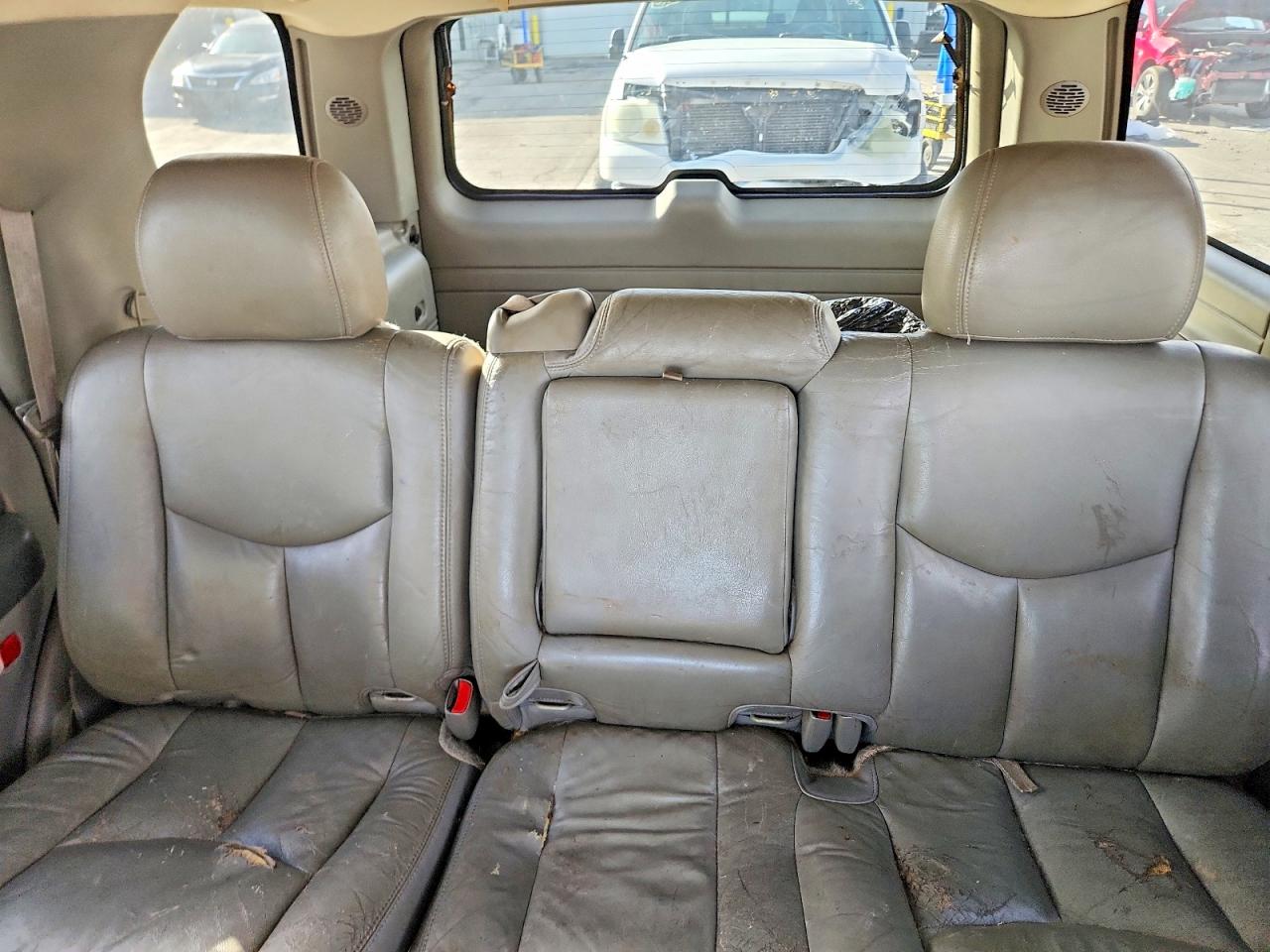 2003 CHEVROLET TAHOE K1500 photo 10