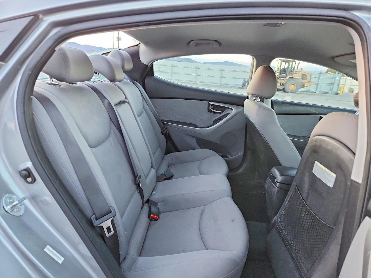 2013 HYUNDAI ELANTRA GLS photo 10