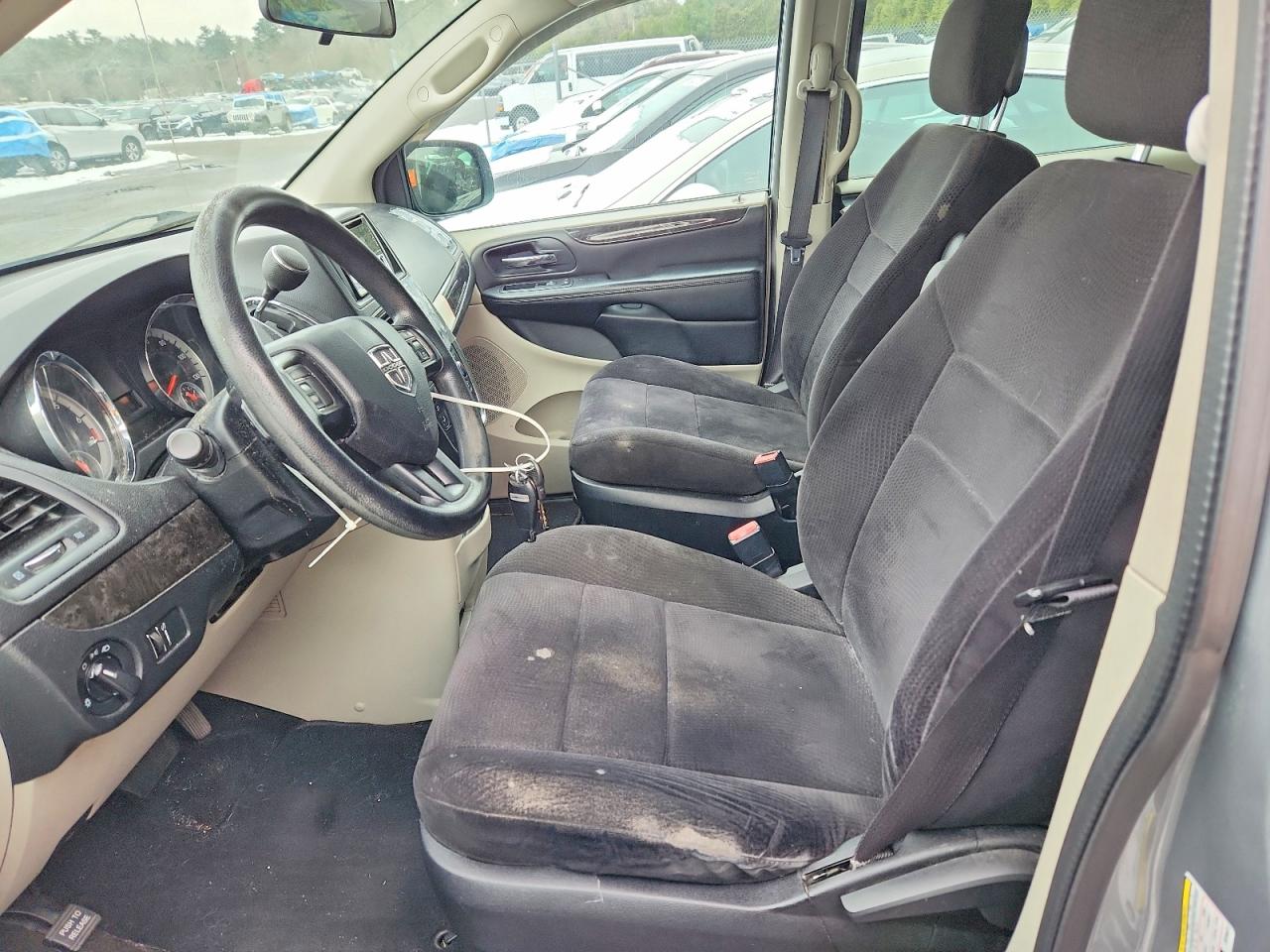 2013 DODGE GRAND CARAVAN SE photo 13