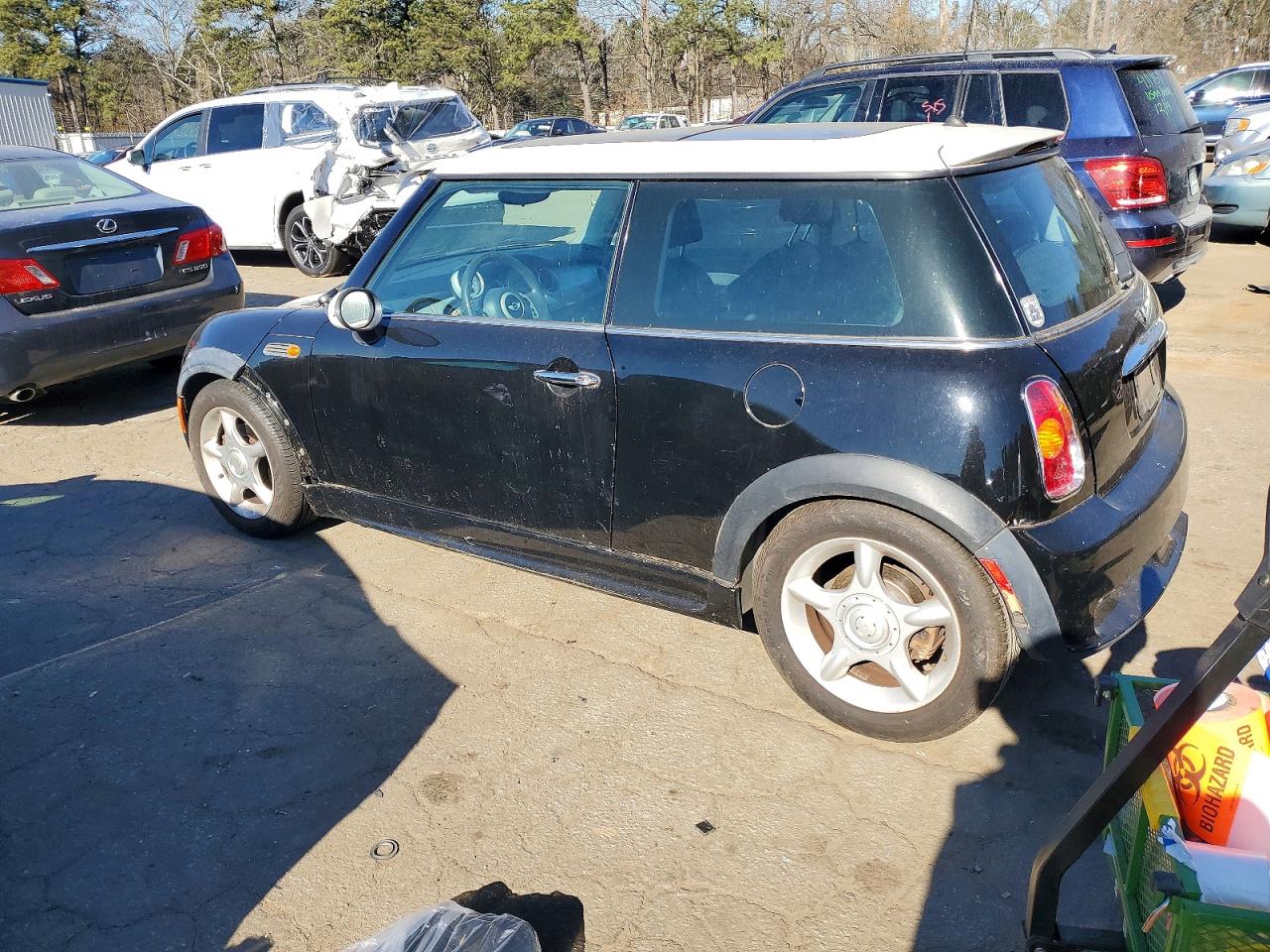2002 MINI COOPER photo 2