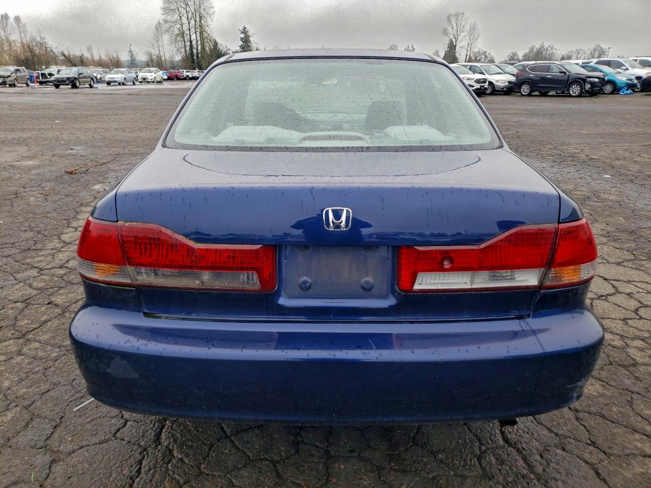 2002 HONDA ACCORD LX photo 6