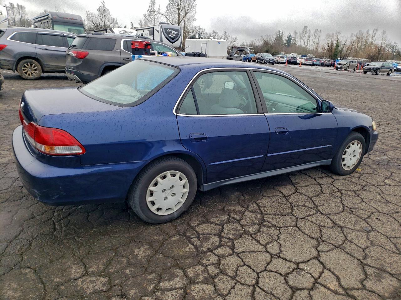 2002 HONDA ACCORD LX photo 3