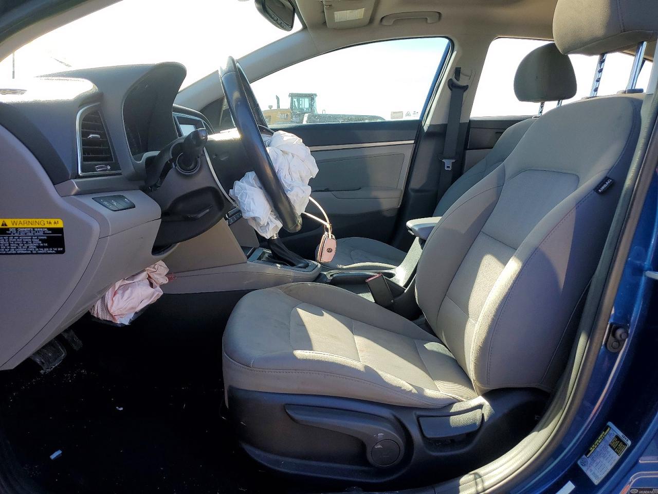 2018 HYUNDAI ELANTRA SEL photo 7