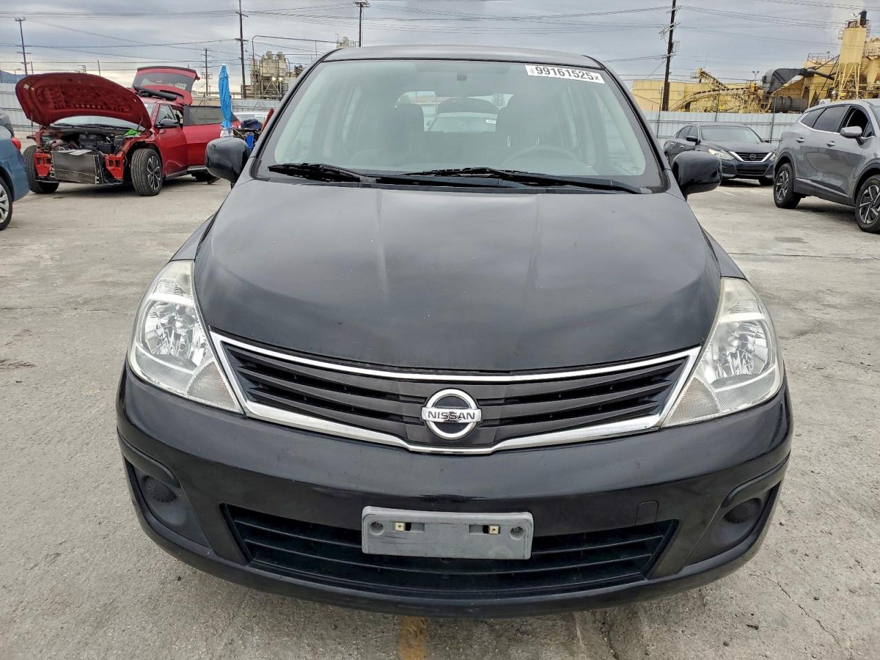 2012 NISSAN VERSA S photo 5