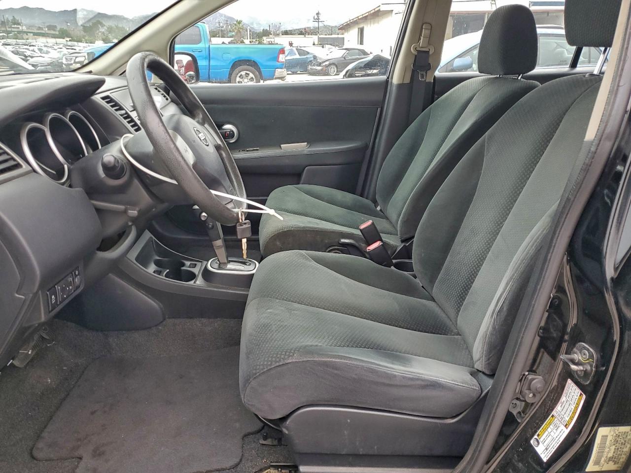 2012 NISSAN VERSA S photo 7