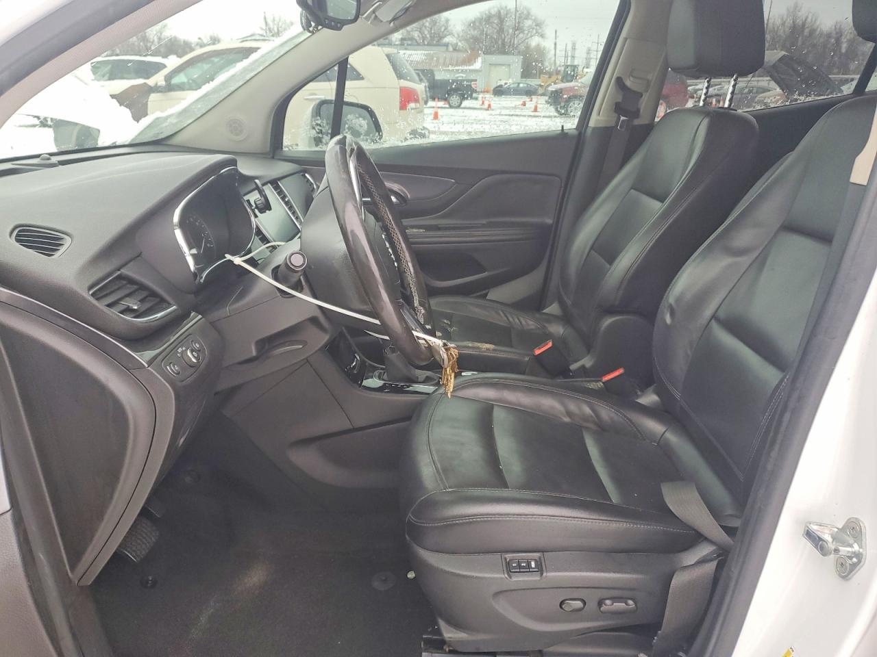 2019 BUICK ENCORE ESSENCE photo 7