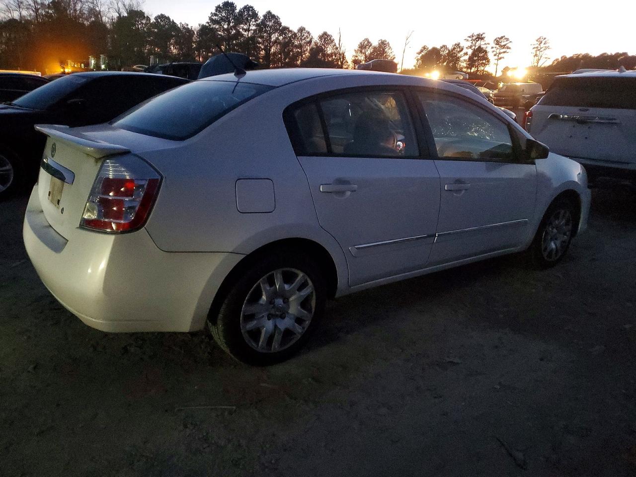 2012 NISSAN SENTRA 2.0 photo 3
