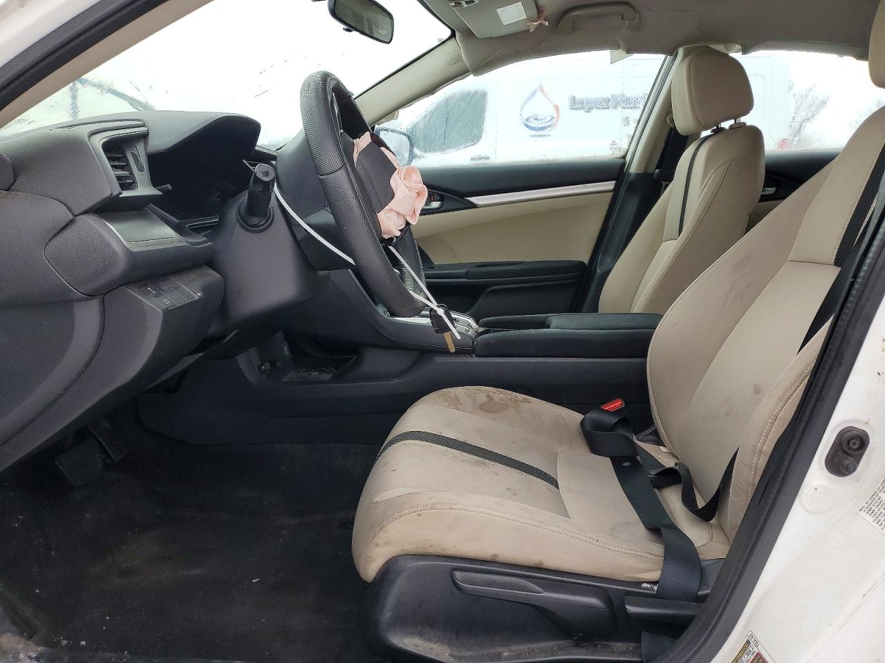 2016 HONDA CIVIC LX photo 7