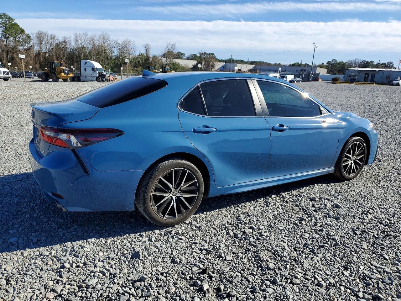 2024 TOYOTA CAMRY SE NIGHT SHADE photo 5