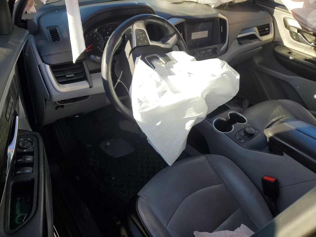 2018 GMC TERRAIN SLT photo 15