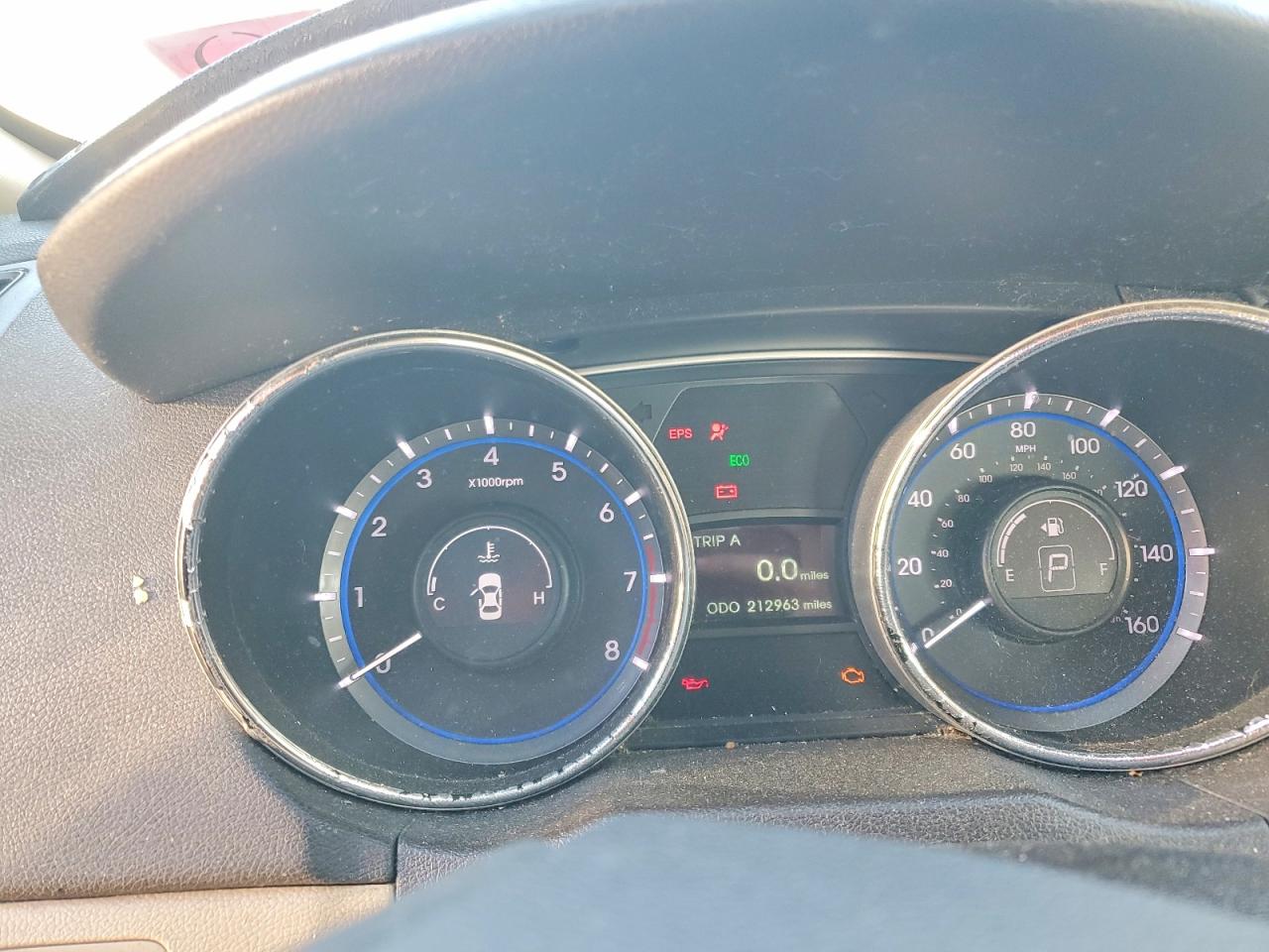 2013 HYUNDAI SONATA GLS photo 9
