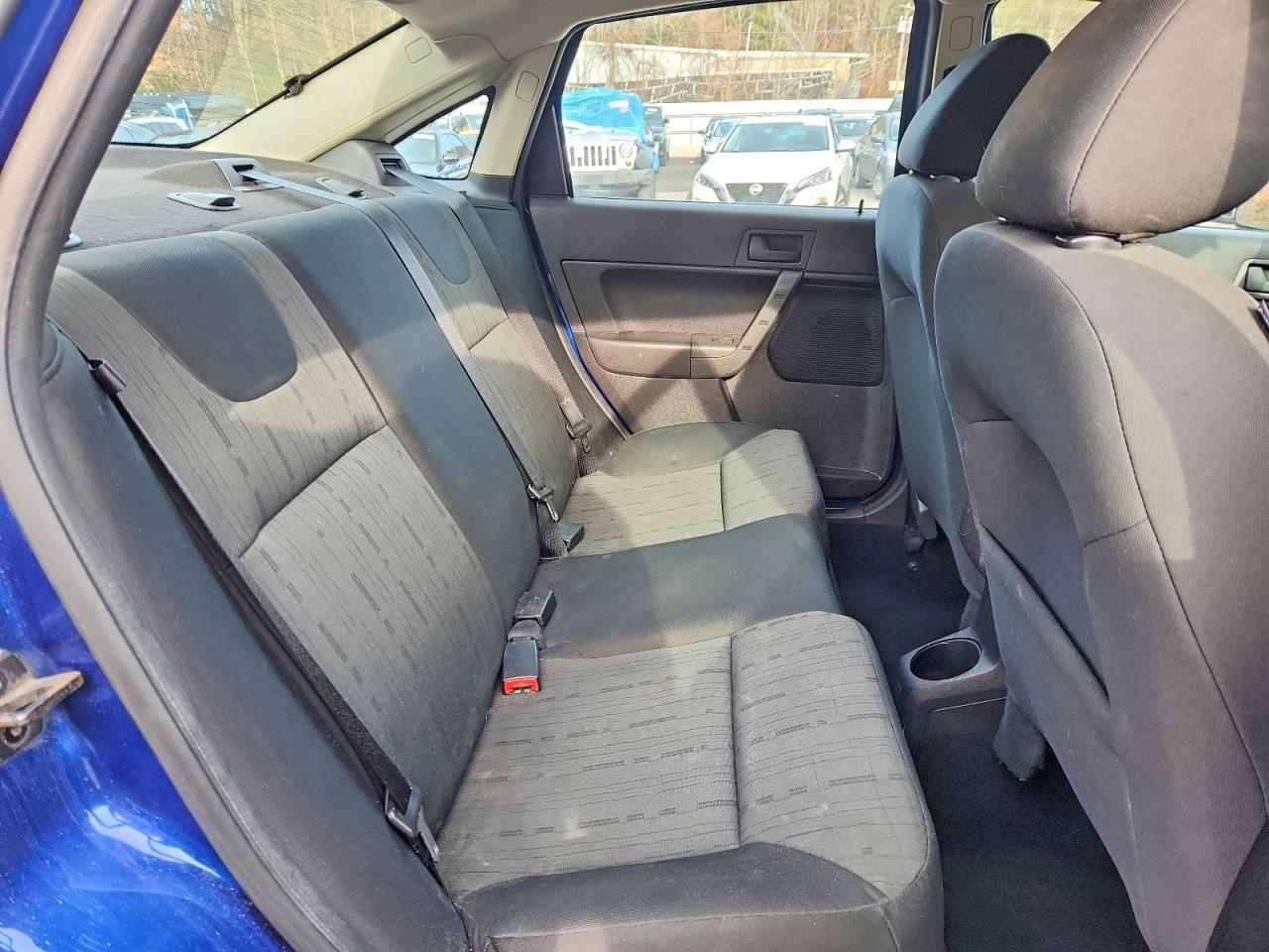 2008 FORD FOCUS SE photo 10