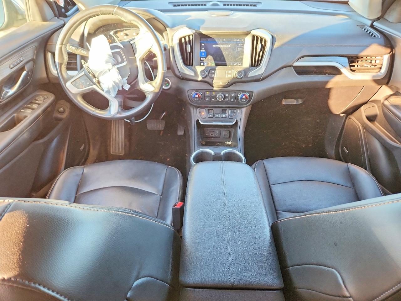 2019 GMC TERRAIN SLT photo 8