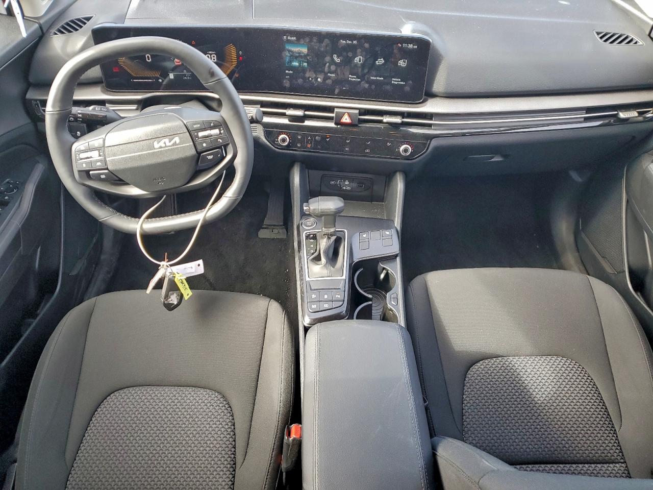 2026 KIA SPORTAGE LX photo 8