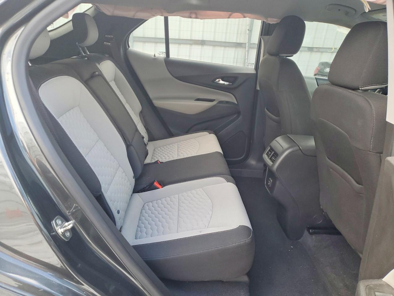 2020 CHEVROLET EQUINOX LS photo 11