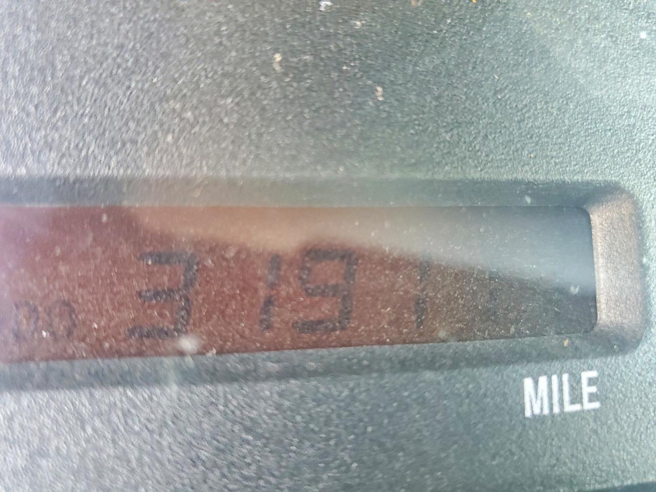 2000 TOYOTA AVALON XL photo 9