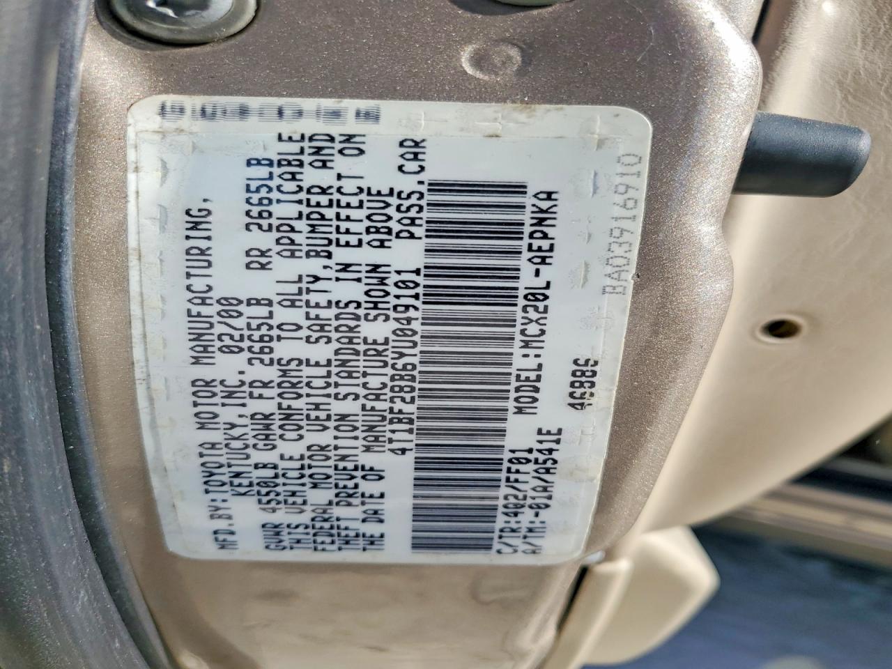 2000 TOYOTA AVALON XL photo 13